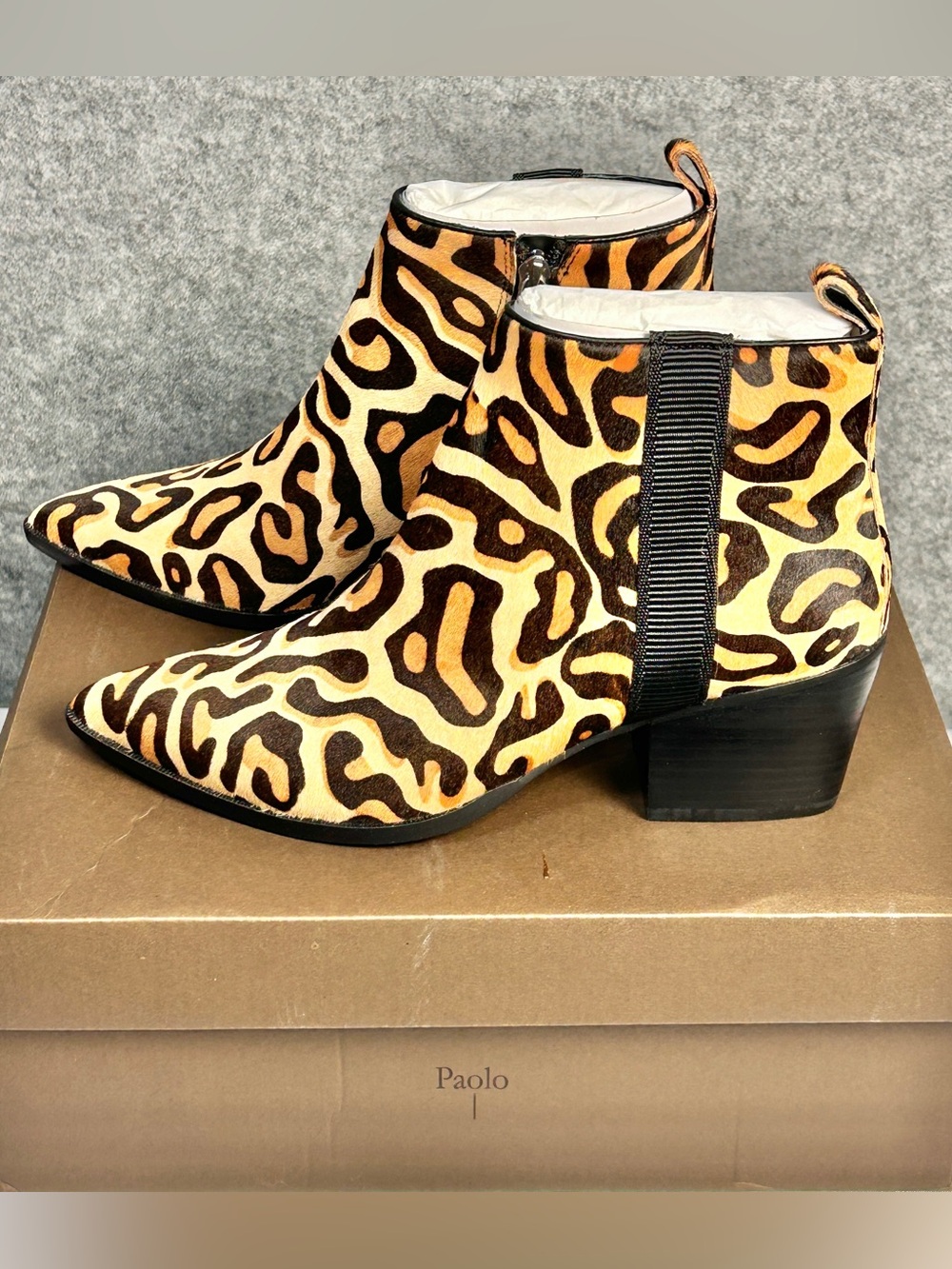 Linea Paolo Sevilla SZ8 Leopard-Print Calf Hair Ankle Boots Stack Heel Western